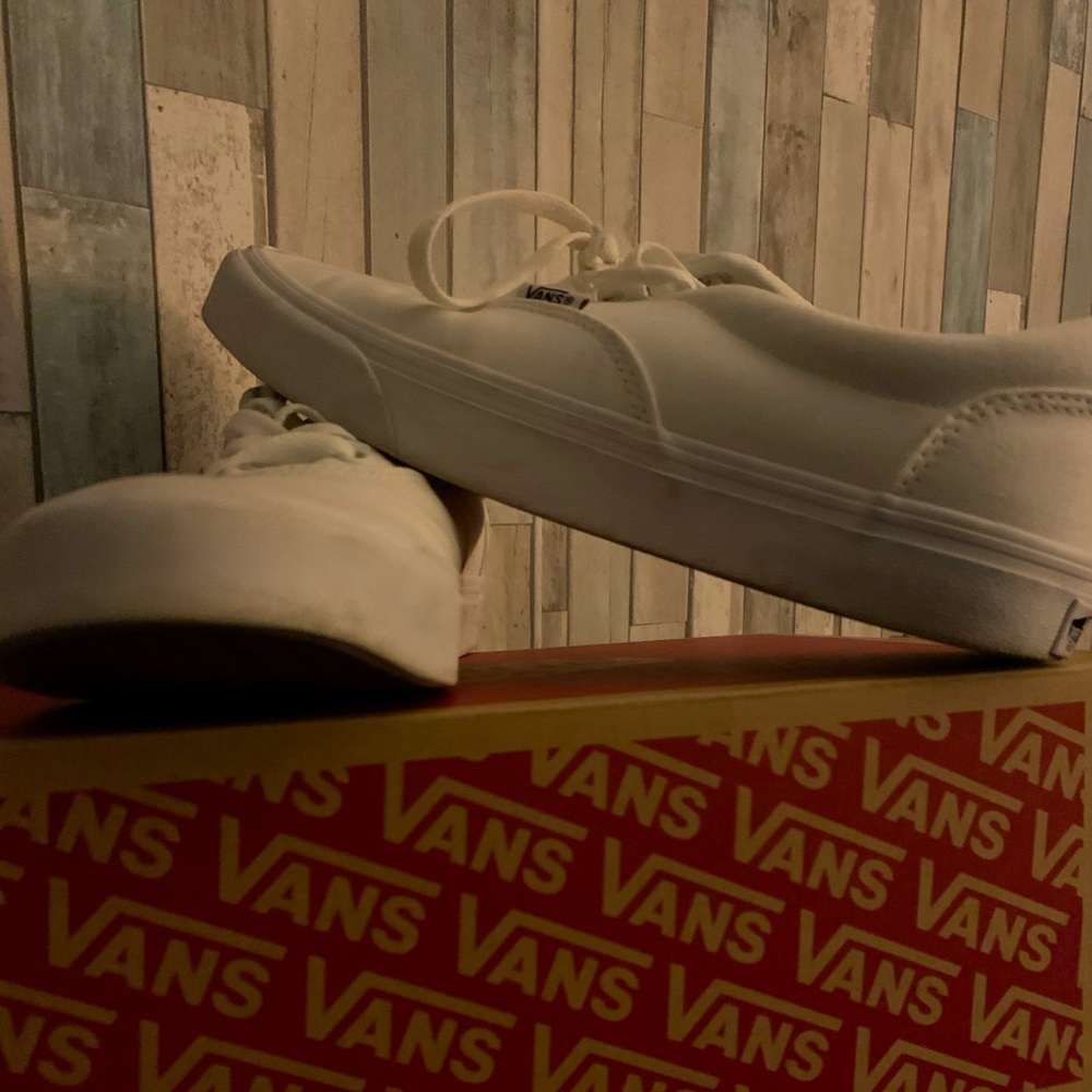 Men’s 8 1/2 Vans